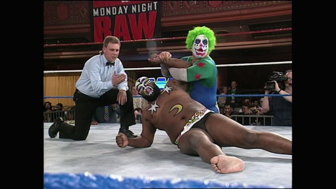 1993_03_22_WWF_Monday_Night_Raw_Episode_10_SHD