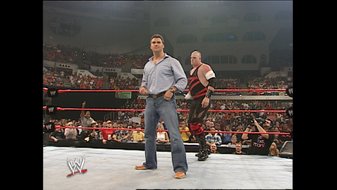 WWE_Monday_Night_Raw_2003_09_01_SHD