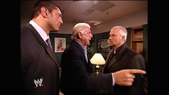 WWE_Monday_Night_Raw_2004_11_01_SHD