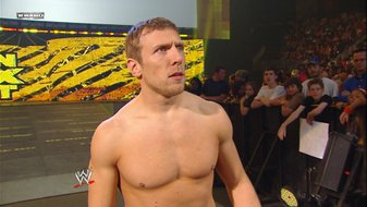 WWE_Monday_Night_Raw_2010_05_03_SHD