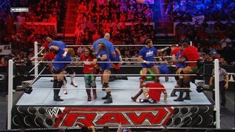 WWE_Monday_Night_Raw_2011_04_25_SHD