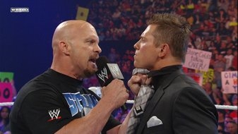 WWE_Monday_Night_Raw_2011_06_13_SHD