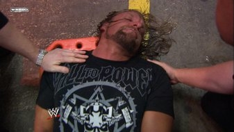 WWE_Monday_Night_Raw_2011_10_24_SHD