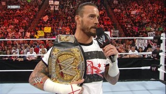 WWE_Monday_Night_Raw_2011_11_21_SHD