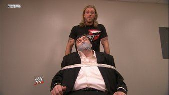 WWE_SmackDown_2010_11_26_SHD